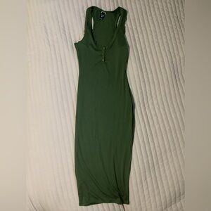 Woman’s Windsor Olive Green Midi Dress size small or extra small